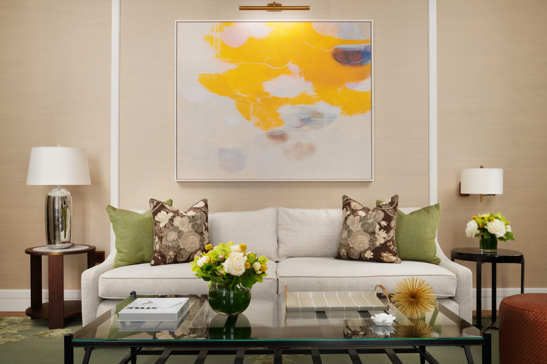 CorinthiaHotel_Garden_Suite_Hero_2_Sofa_Jack_Hardy_2018